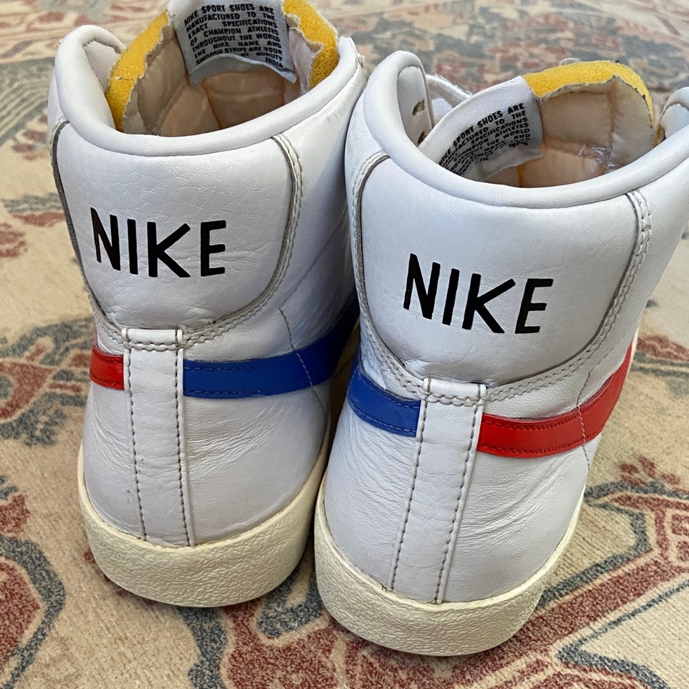 Nike High-Top Sneakers - Picture 3 of 16